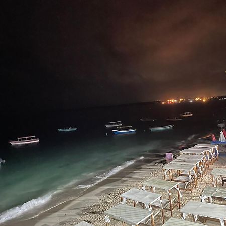Mandala Beach Club Hotell Pendales Eksteriør bilde